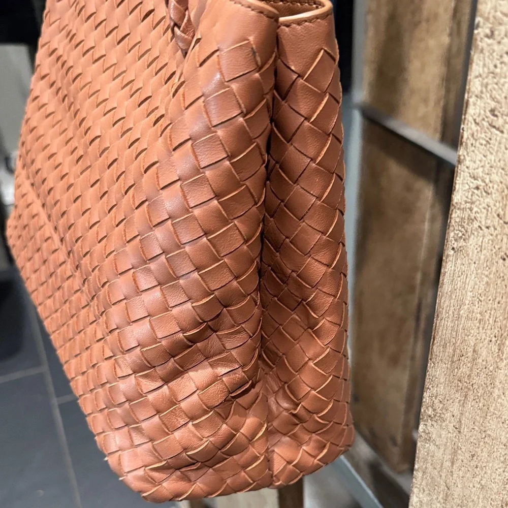 Quince Italian Leather Tan Woven Tote Bag - Picture 4 of 9